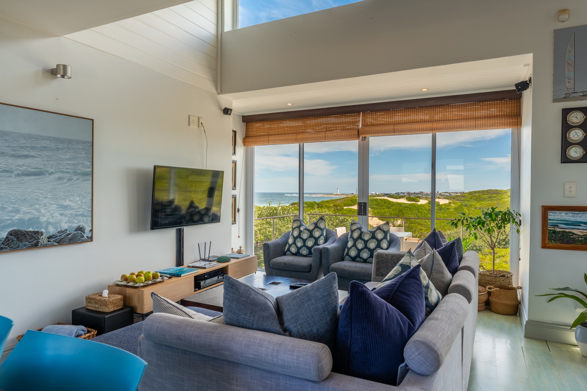 Setting a Record Price for This Part of Cape St Francis photo 5
